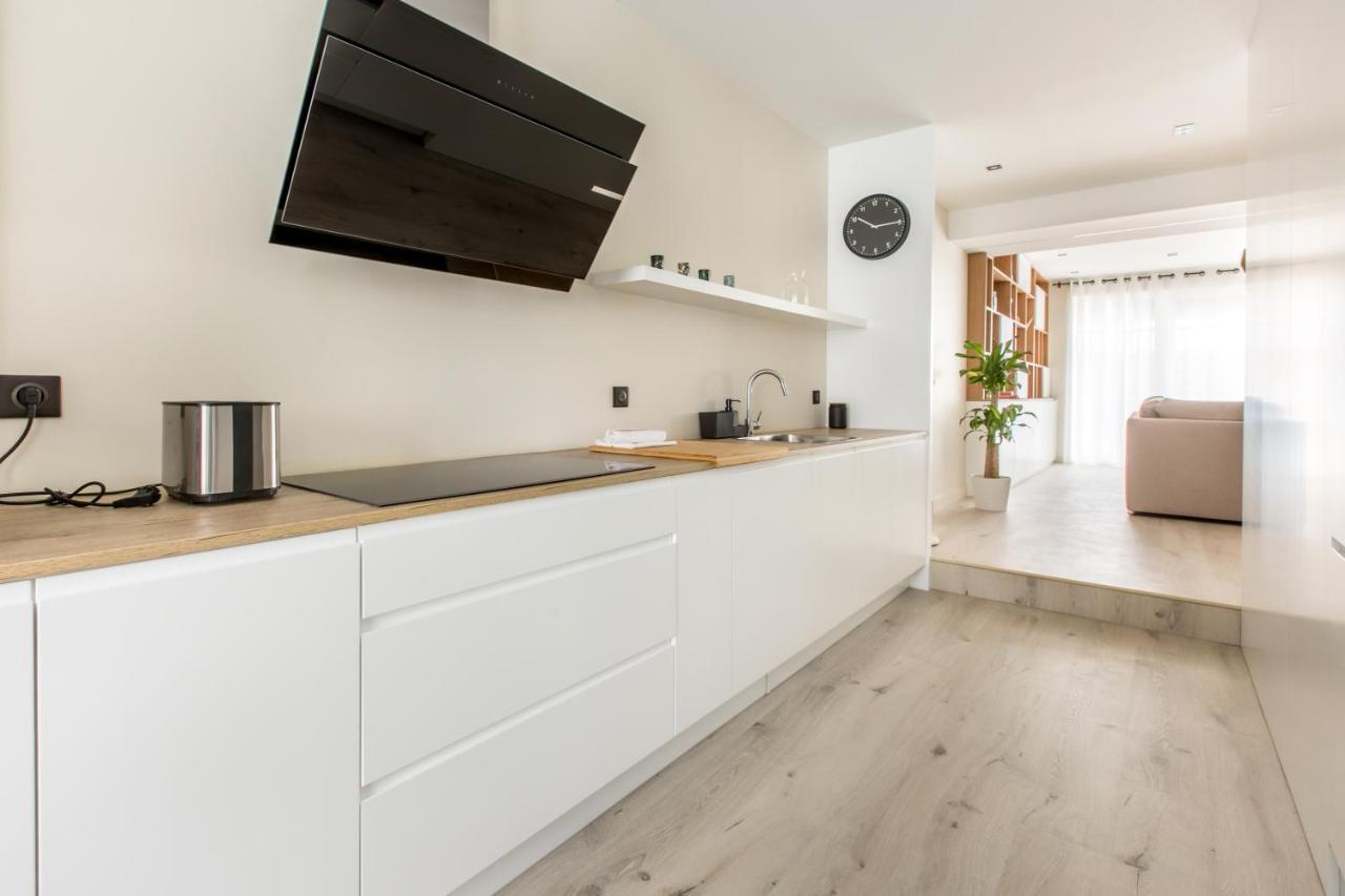 Appartement Spacieux Et Moderne 4 Chambres A 5Mn A Pieds Republique Lille Kültér fotó